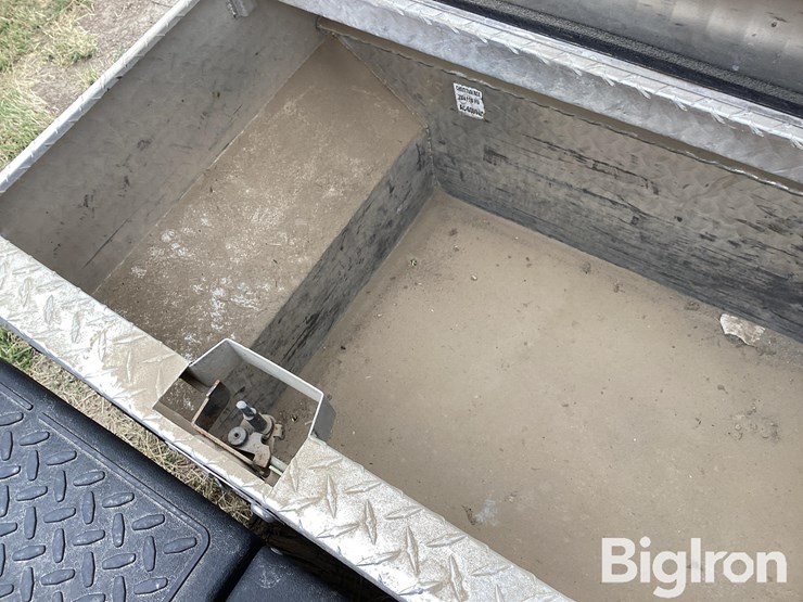 john-deere-24-image-14