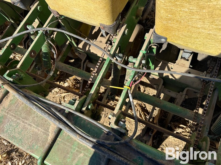 john-deere-7100-image-19