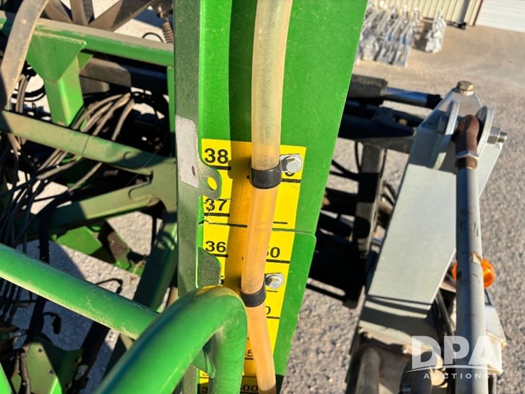 2013-john-deere-4830-image-107