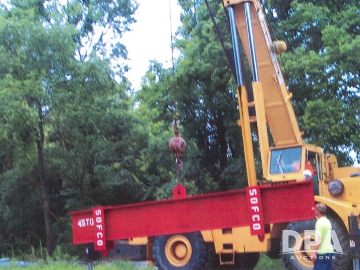 1984-grove-rt740-image-11