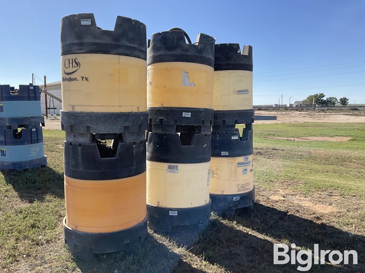 snyder-454l/120-gallon-liquid-fertilizer-poly-shuttles-image-5