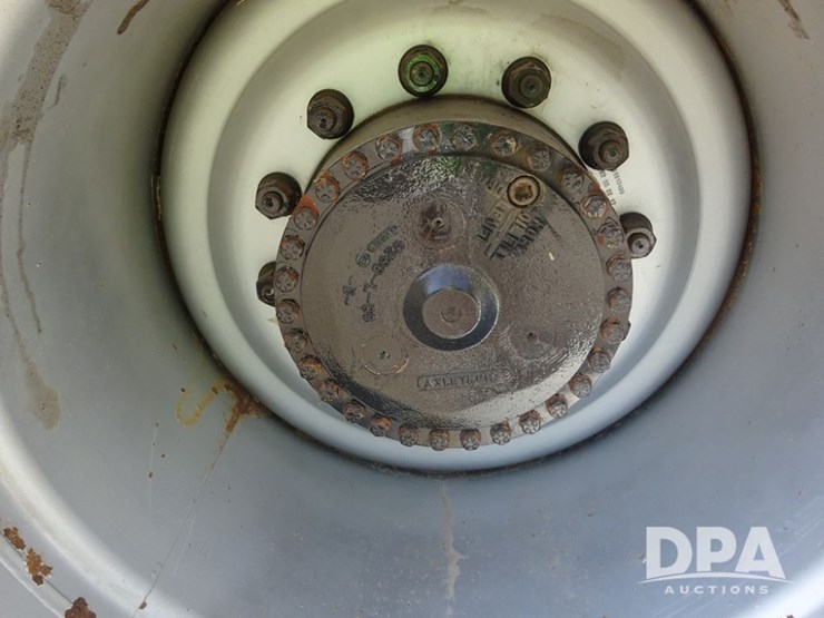 2011-case-ih-titan-4530-image-46