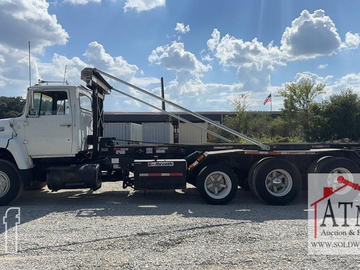 1985-ford-lnt9000-image-8