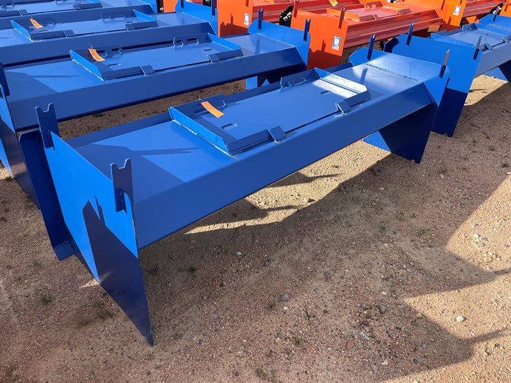 #4063-•-8'-snow-pusher-attachment-image-1