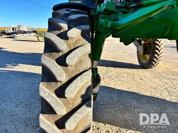 2013-john-deere-4830-image-81