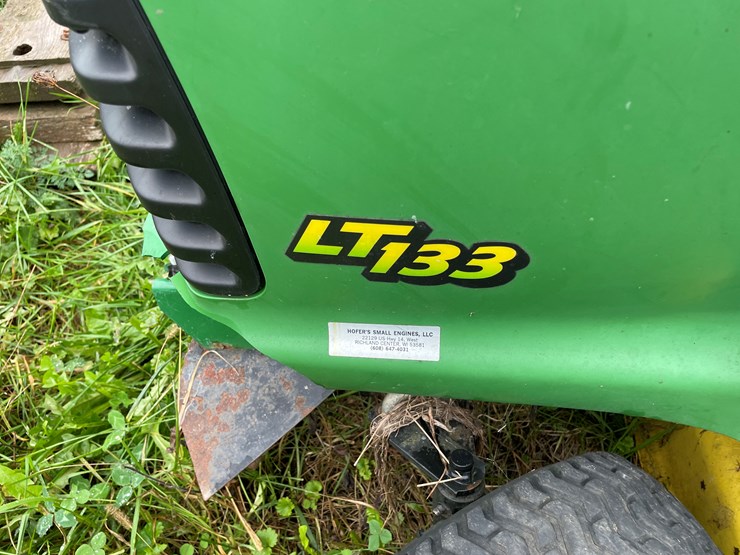 john-deere-lt133-image-18