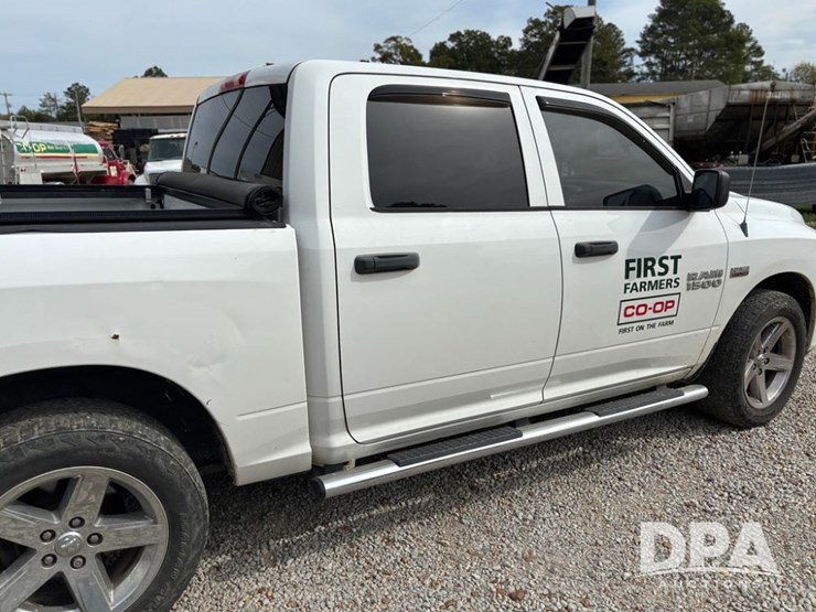 2013-dodge-ram-1500-image-23