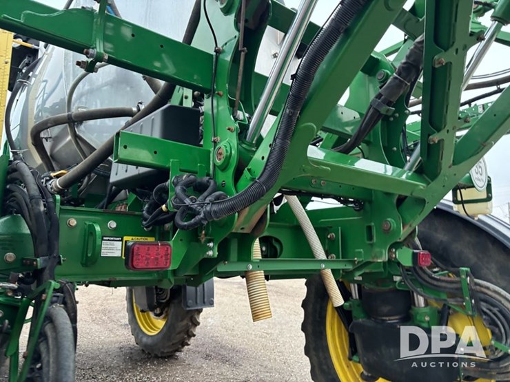 2018-john-deere-r4045-image-44