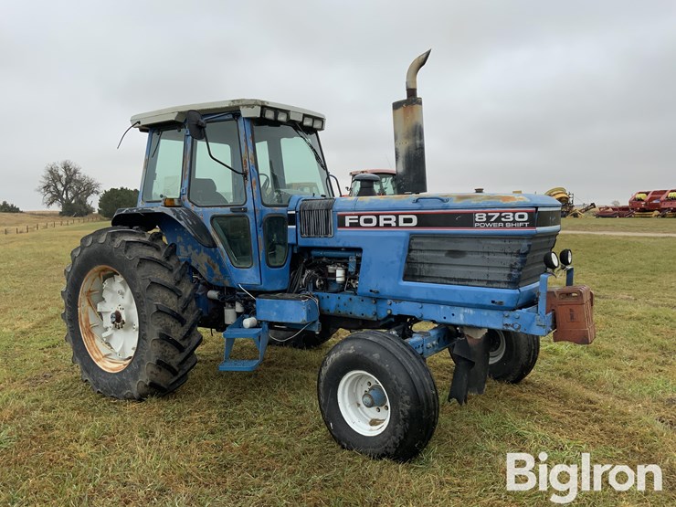 1990-ford-8730-image-3