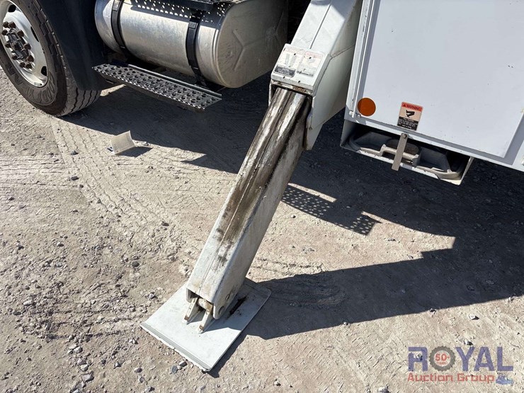 2013-international-workstar-7400-image-34