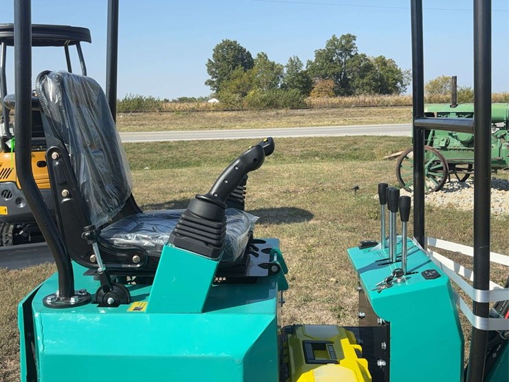 mini-excavator-mh12rx-image-34