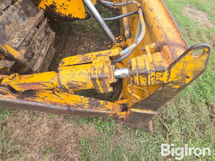 caterpillar-d4d-image-19