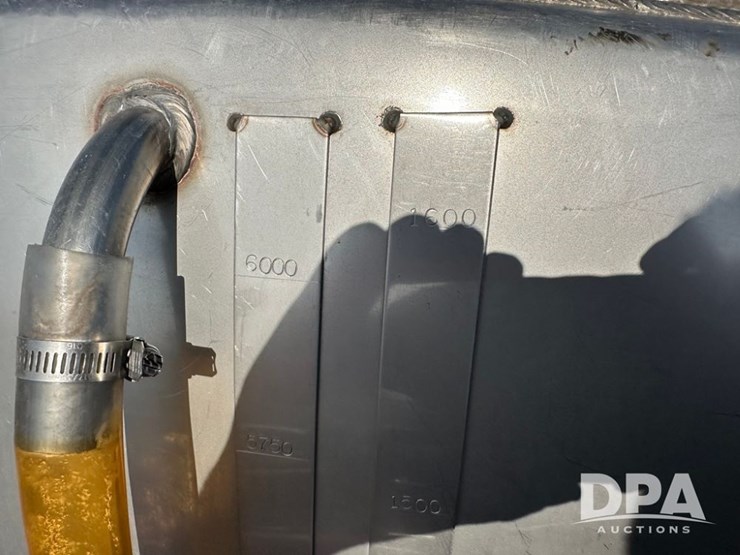 2014-miller-nitro-5275-image-31