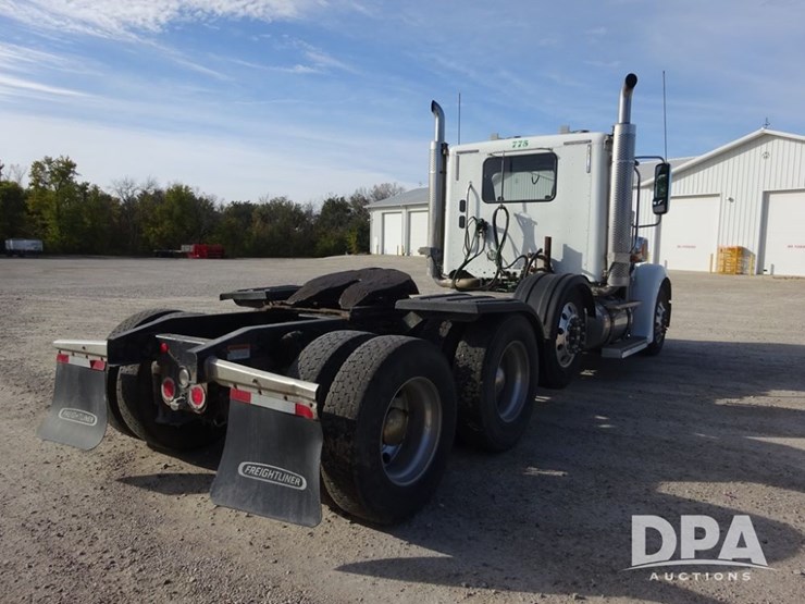 2018-freightliner-coronado-day-cab-glider-truck-(pz13985,-unit-775)-image-23