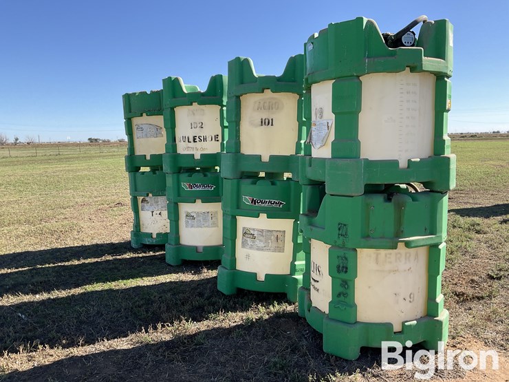 monsanto-120-gallon-liquid-fertilizer-poly-shuttles-image-3