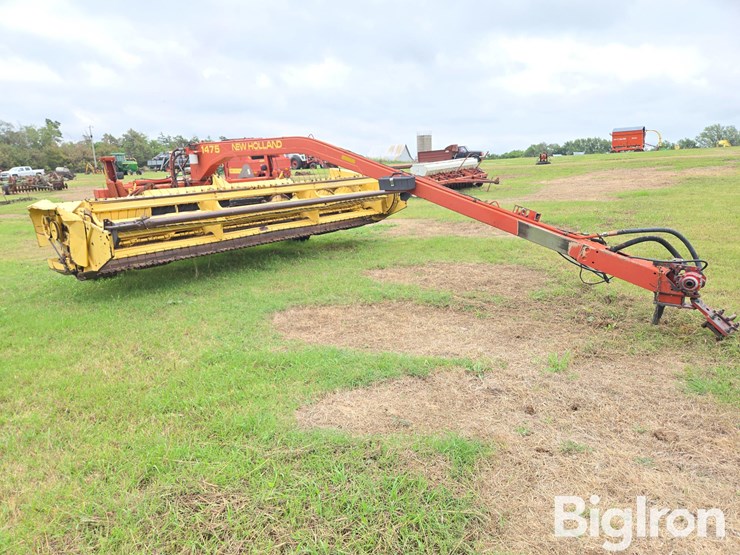 new-holland-1475-image-3