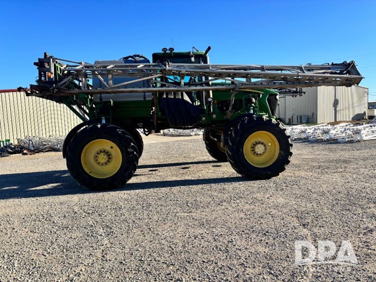 2013-john-deere-4830-image-8