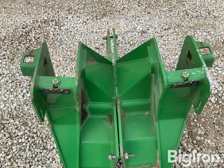 john-deere-260-image-6