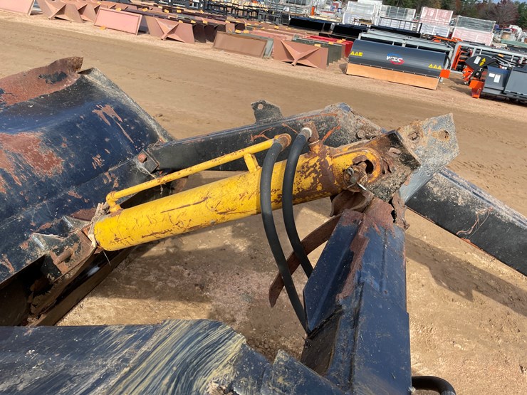 oliver-1600-image-10