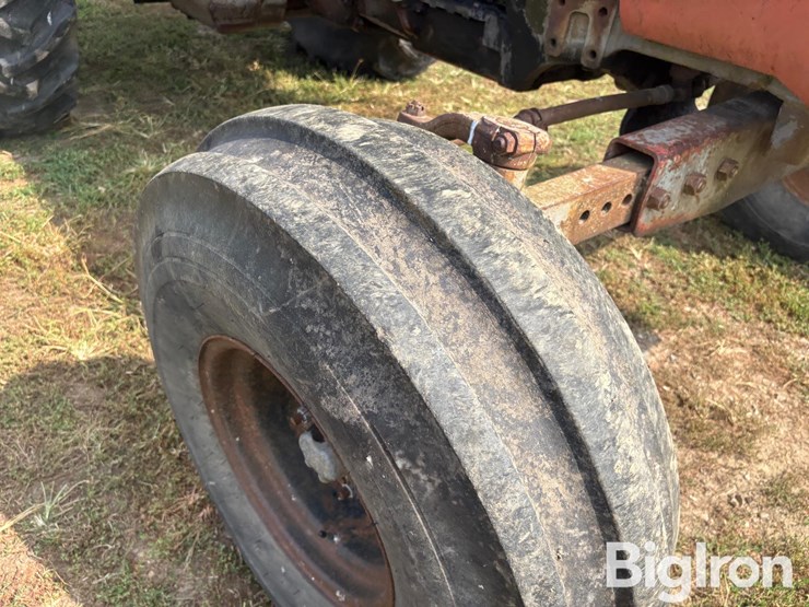 1974-massey-ferguson-1135-image-19