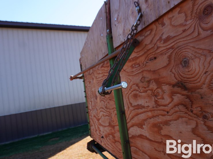 john-deere-125-image-13