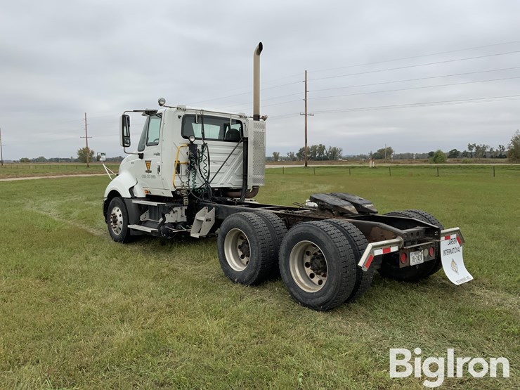 2010-international-prostar-image-7