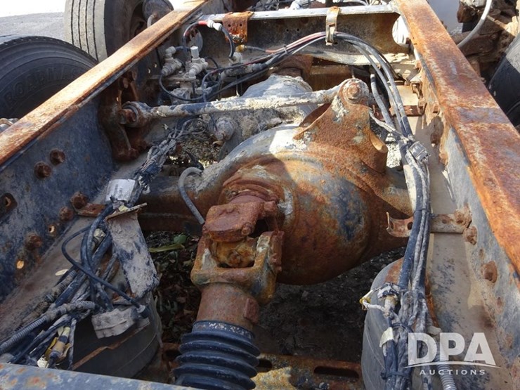 2014-mack-pinnacle-truck-(pz13988,-unit-239)-image-63