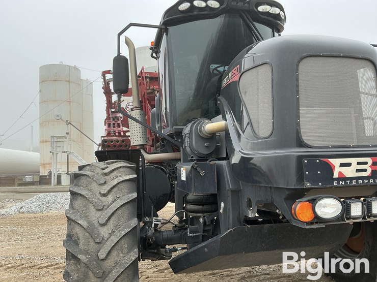 2016-case-ih-810-image-10