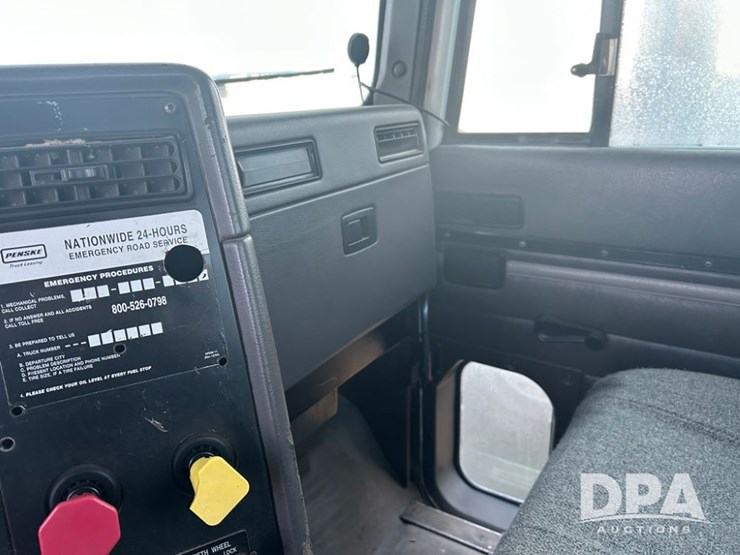 international-9100-image-30