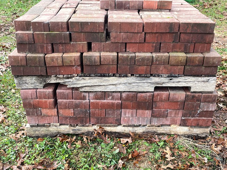 #6615-•-red-and-black-patio-pavers-image-23