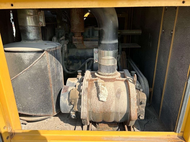 2012-vermeer-v500lehd-image-8