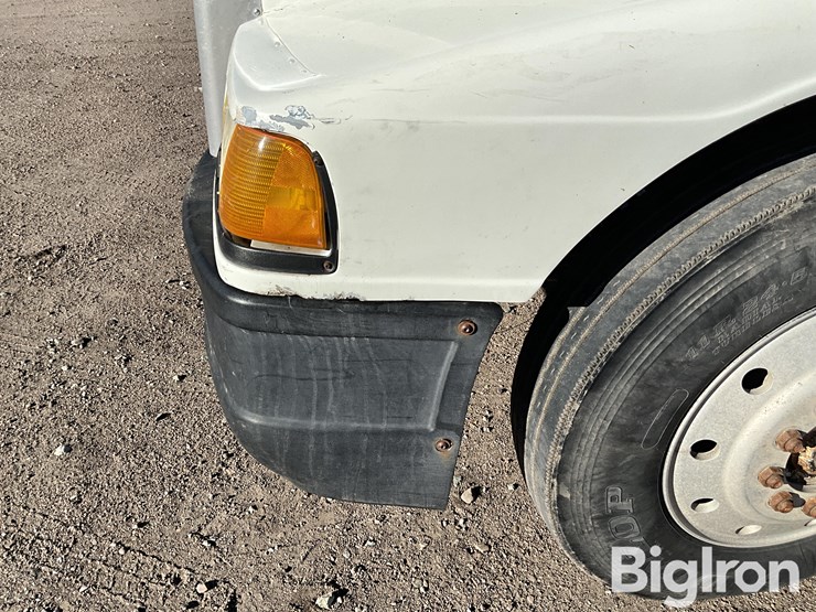 1987-peterbilt-377-image-13