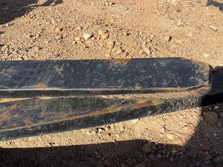 #4087-•-wolverine-pallet-fork-hydraulic-adjustable-attachment-image-12