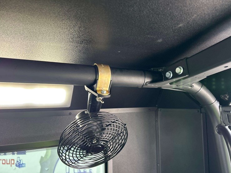 2023-fat-truck-2.8c-amphibious-awd-off-road-utility-vehicle-image-23