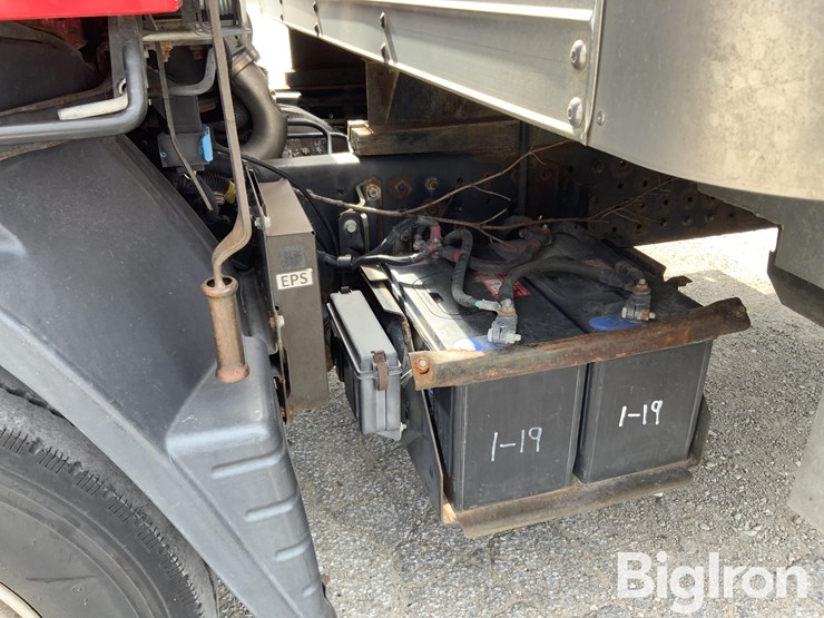 2012-mitsubishi-fuso-canter-fe180-image-14