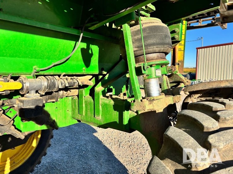 2013-john-deere-4830-image-53