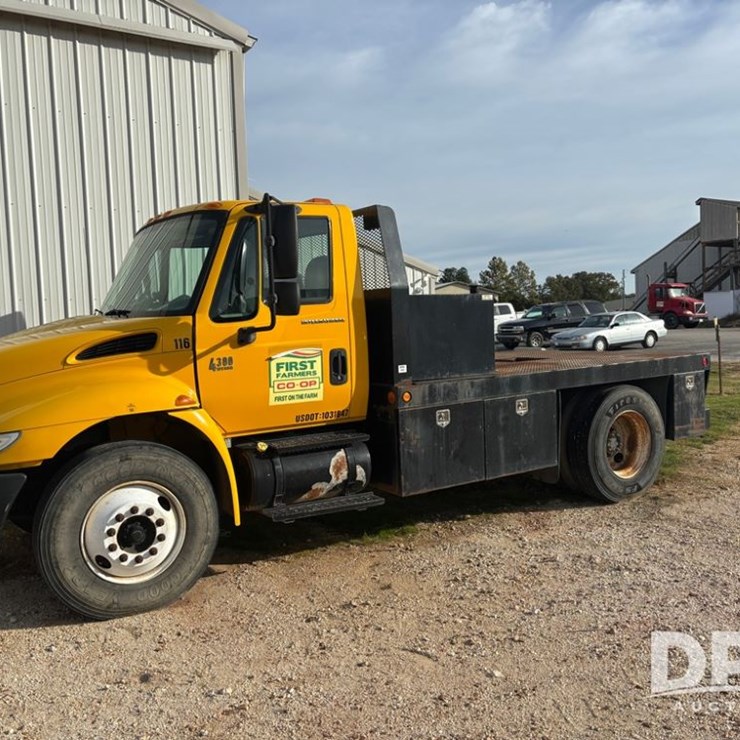 2007 INTERNATIONAL DURASTAR 4300