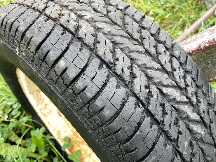 #8033-•-new-idea-hay-rake-image-22