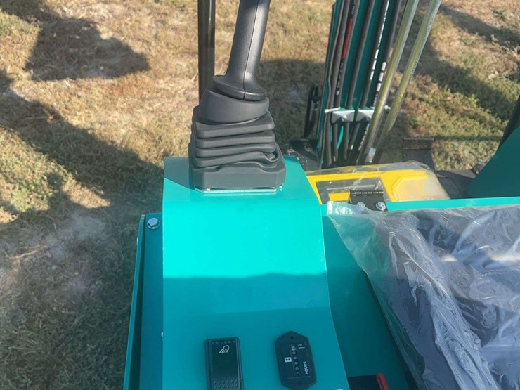 mini-excavator-h15r-image-20