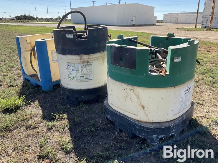 snyder-454l/120-gallon-liquid-fertilizer-poly-shuttles-image-5