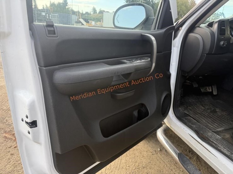 2008-chevrolet-silverado-2500-lt-image-33