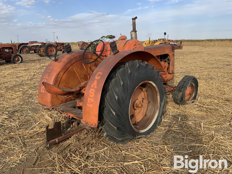 case-la-2wd-tractor-image-5