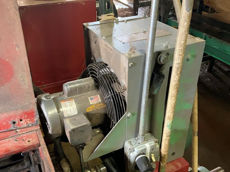 #115-•-2014-meadows-trojan-7-edger-image-18