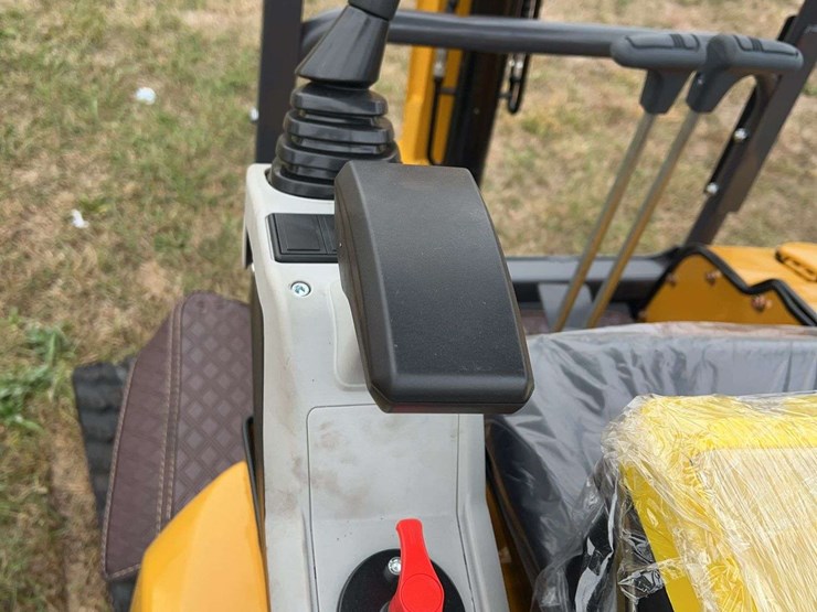 mini-excavator-qk20r-image-17