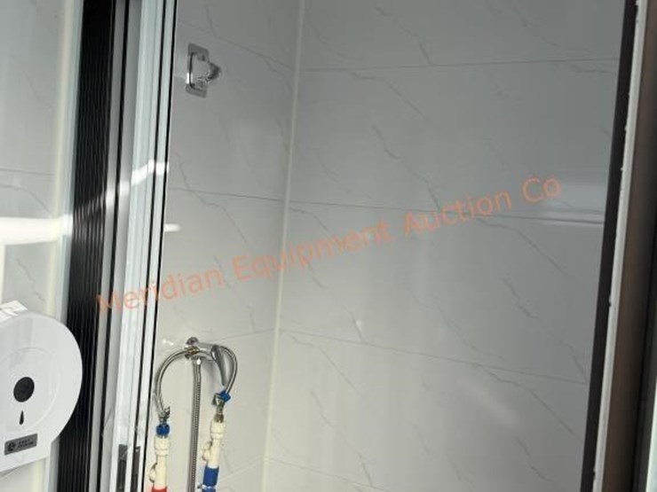 aboss-portable-bathoom-w/-shower-image-15