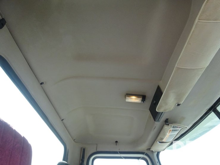 2005-mack-vision-truck-(pz13989,-unit-266)-image-94