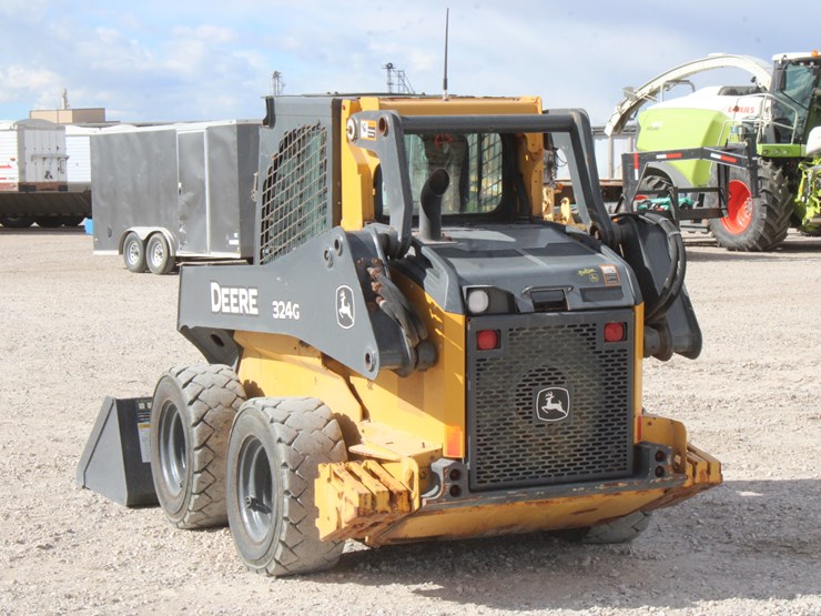 deere-324g-image-4