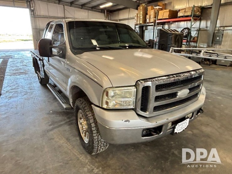 2006-ford-f350-xlt-image-4