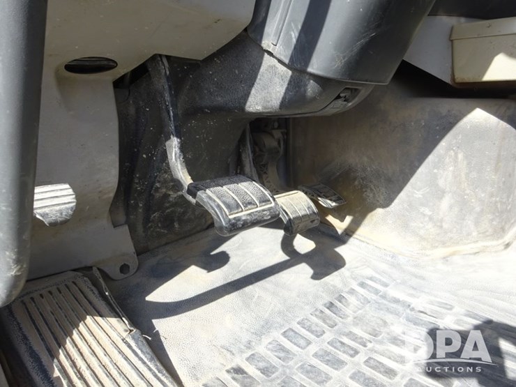 2007-volvo-vnl-day-cab-truck-(pz13987,-unit-110)-image-91