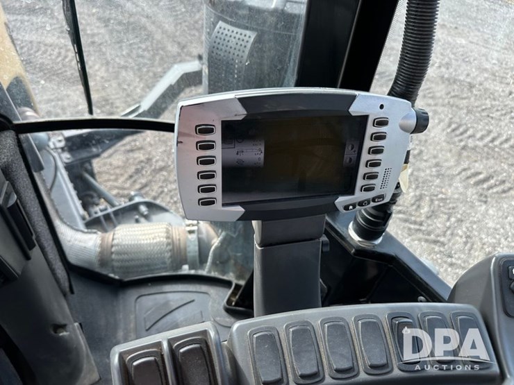 2017-ag-chem-rg1100b-image-37